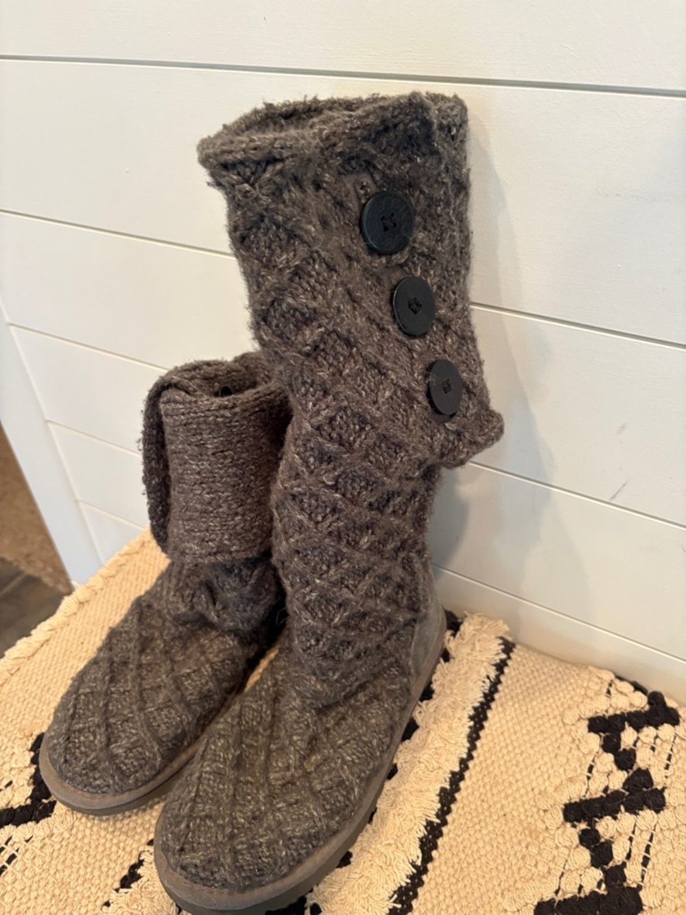 UGG Cable-Knit Tall knit Boots in Charcoal